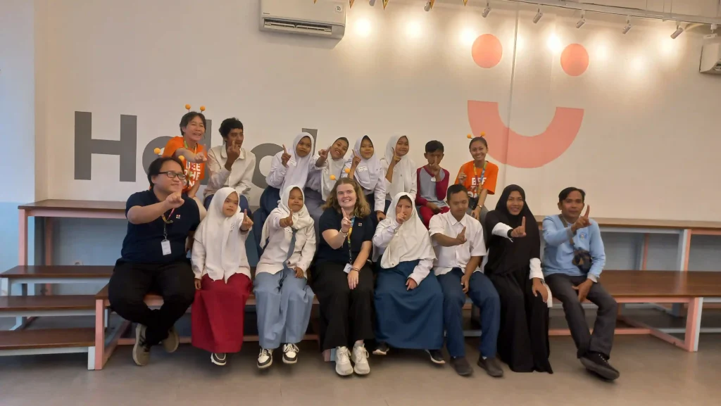 English 1 Lombok bersama SLBN 4 Lombok Tengah