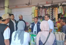 Bapanas dan Satgas Pangan NTB Sidak Harga Beras di Sumbawa