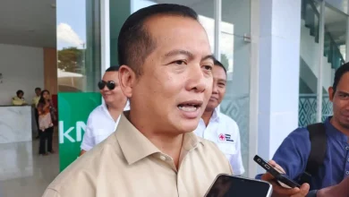 Gubernur NTB Lalu Muhamad Iqbal Bagi-bagi Uang Siluman