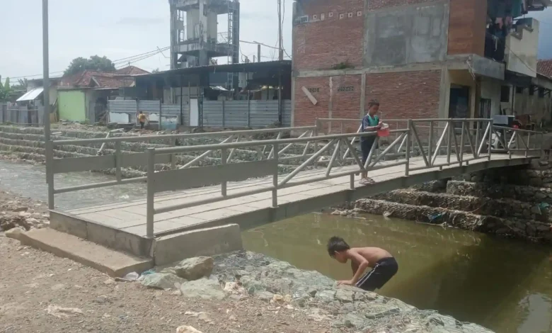 Jembatan Darurat Karang Kemong Kota Mataram