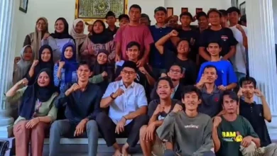 Ketua DPRD Kota Mataram Temui Gen Z