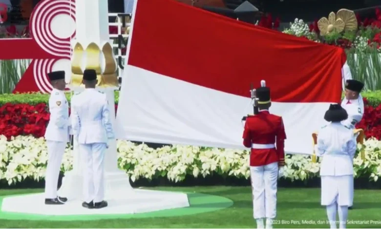 Kemenpora Imbau Masyarakat Kibarkan Bendera Merah Putih di Hari Sumpah Pemuda