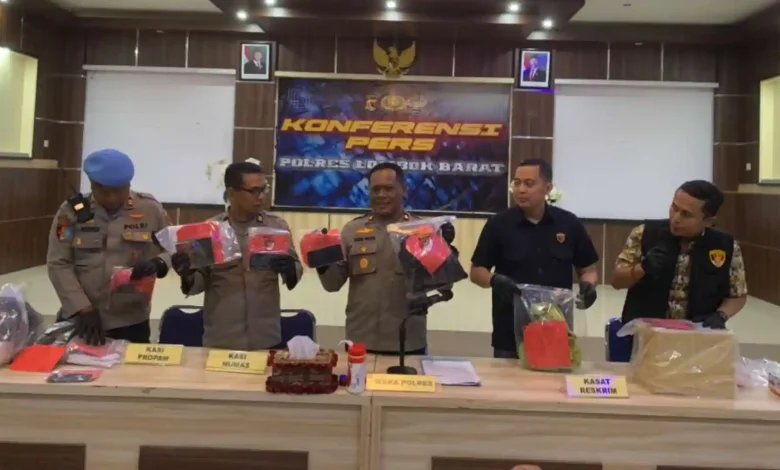 Konferensi Pers Kasus Kematian Brigadir Esco