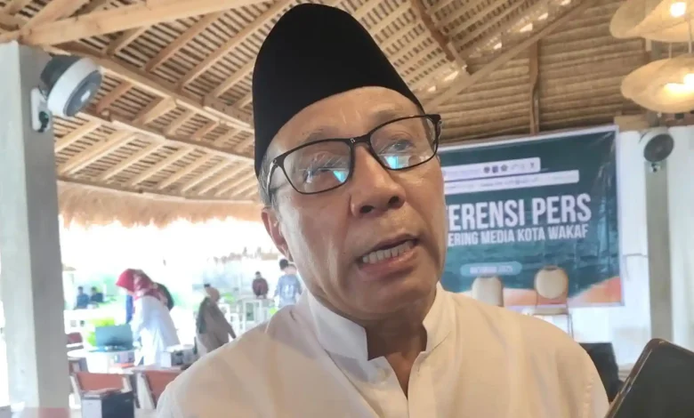 Muhtar Anggota Komisi II DPRD Kota Mataram Ketua Badan Wakaf Indonesia
