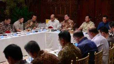 Prabowo Panggil Menteri Bahas MBG hingga Ponpes Ambruk