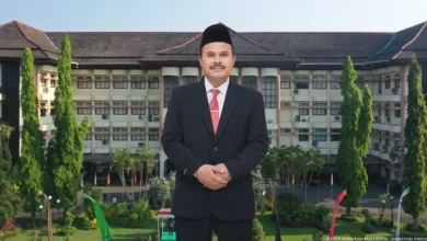 Rektor Unram Bambang Hari Kusumo