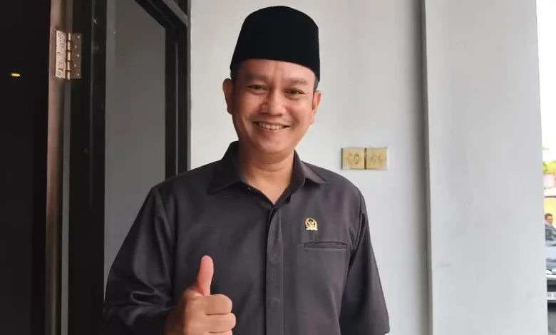 Wakil Ketua II DPRD Sumbawa Gitta Liesbano Pelantikan Pengurus Baznas