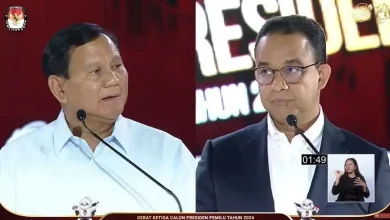 Cuitan Anies Baswedan soal Mata Kedutan