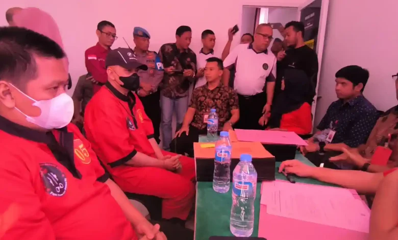 Dua tersangka kasus kematian Brigadir Nurhadi