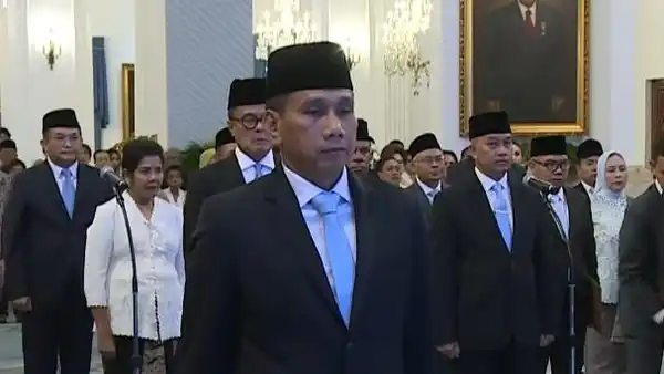 Akhmad Wiyagus Dilantik Jadi Wamendagri