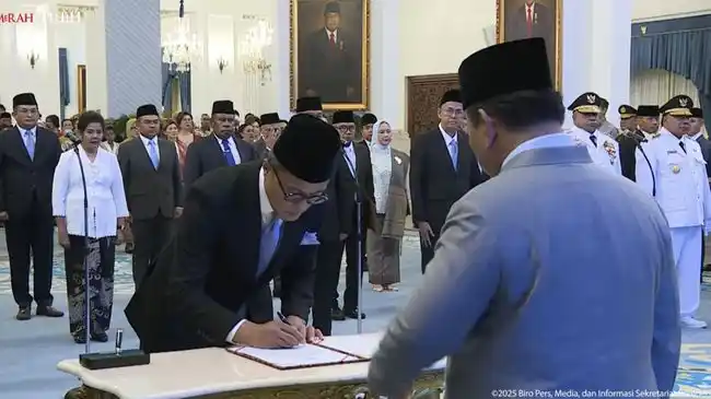 Dony Oskaria resmi dilantik sebagai Kepala BP BUMN