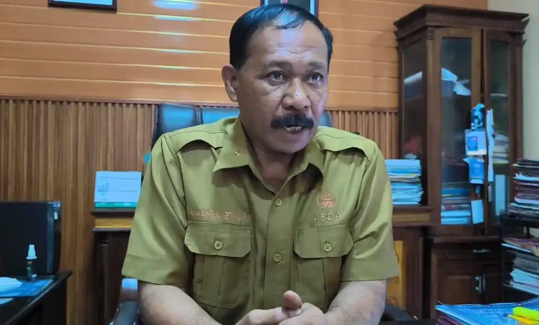 Asisten Perekonomian dan Pembangunan Setda Kabupaten Sumbawa Lalu Suharmaji Kertawijaya Kopi Robusta Batulanteh