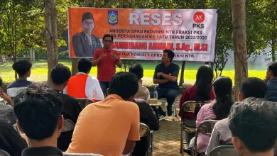 Kegiatan Reses Sambirang di UTS Kampus Karbon Olat Maras