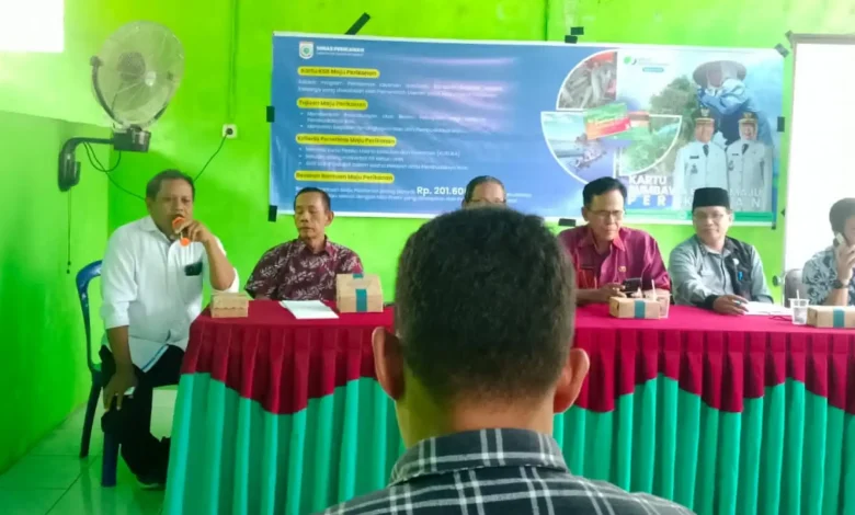 Kepala Desa Meraran Abdul Kadir