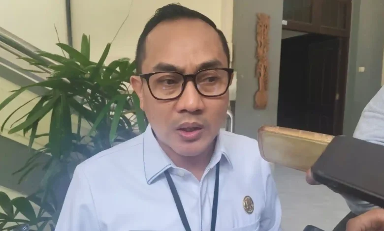 Kepala Dinas Kesehatan Kota Mataram Emirald Isfihan Dapur MBG