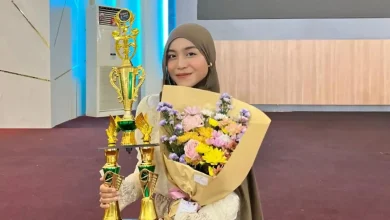 Mahasiswi FISIP Unair Asal NTB Raih Juara 1 Ecompt International English Competition 2025