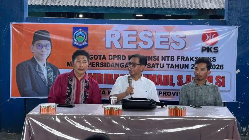 Reses Sambirang di STKIP Paracendekia NW Sumbawa