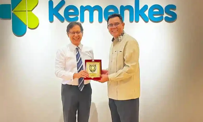 Bupati Jarot Audiensi dengan Menkes