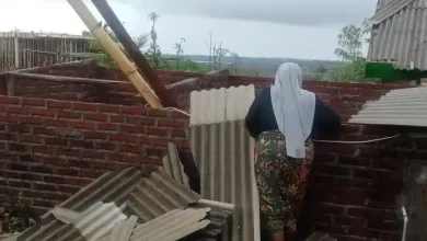 Sejumlah Rumah Rusak di Jerowaru Diterjang Angin Puting Beliung