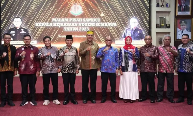 Bupati Jarot Sambut Kajari Sumbawa Baru