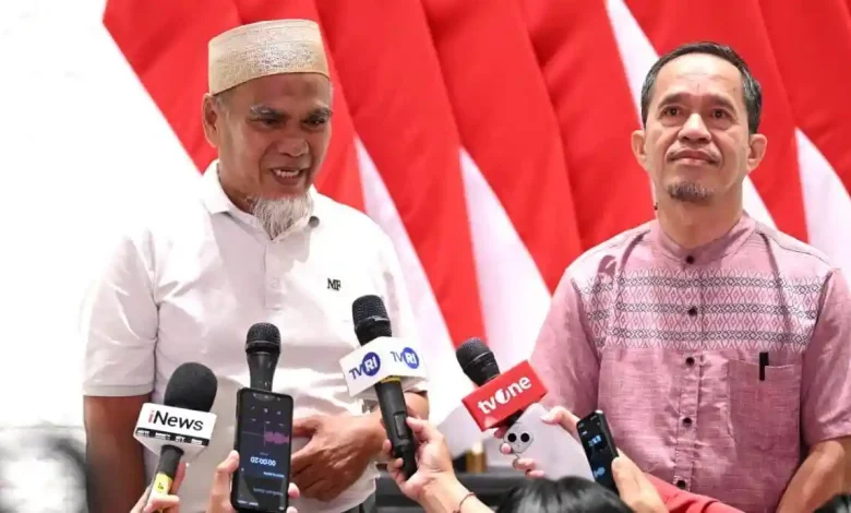 Prabowo Beri Rehabilitasi Dua Guru Luwu Utara yang Dipecat Usai Galang Dana untuk Honorer
