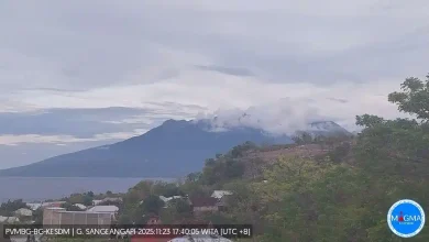 Aktivitas Gunung Sangeangapi Masih di Level Waspada
