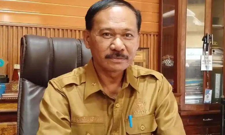 Asisten Perekonomian dan Pembangunan Setda Kabupaten Sumbawa Lalu Suharmaji Kertawijaya Pemkab