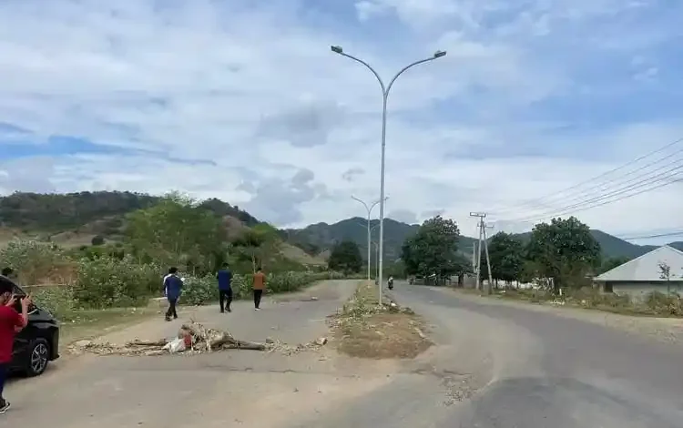 Pemdes Rarak Ronges Perkuat Infrastruktur