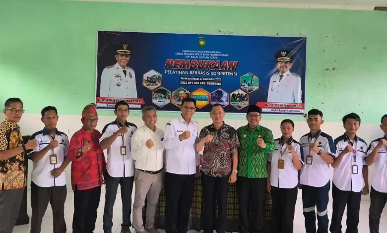 Bupati Jarot Pastikan Gedung BLK Sumbawa Dibenahi Secara Bertahap