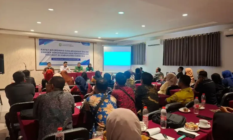 Bupati Jarot Tekankan Kolaborasi dalam Rakor Pengendalian Penyakit