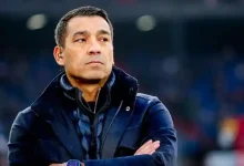 Nama Van Bronckhorst Mencuat sebagai Kandidat Pelatih Baru Timnas Indonesia