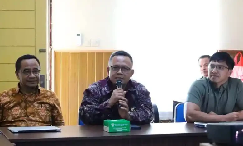 Kepala Dinas PUPR NTB Sadimin Perbaikan Jalan Lenangguar - Lunyuk