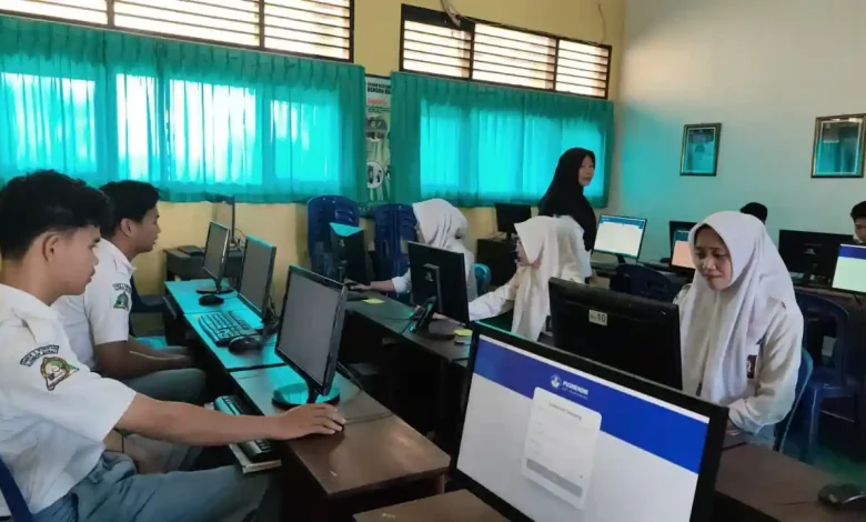 Pelaksanaan TKA 2025 di SMKN 2 Kuripan