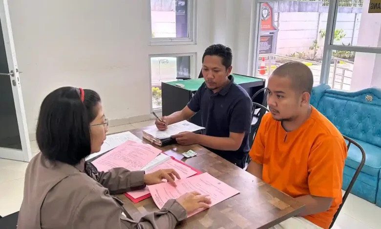 Polisi Serahkan Tersangka Pembunuhan Nurminah ke Kejari Mataram