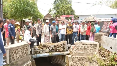 Jembatan Rade - Madapangga Retak