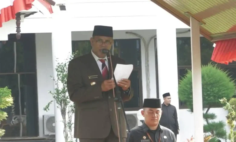 Bupati Jarot Tegaskan Pahlawan Masa Kini Terwujud melalui Kerja, Karya, dan Pengabdian