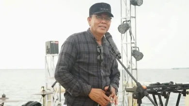 Bupati Jarot Dorong Konser Apung Pulau Bungin Jadi Agenda Wisata dan Pelestarian Laut