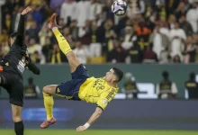 Cristiano Ronaldo Cetak Gol Salto di Usia 40 Tahun