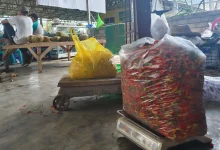 pengemasan cabai pemicu inflasi NTB Oktober 2025