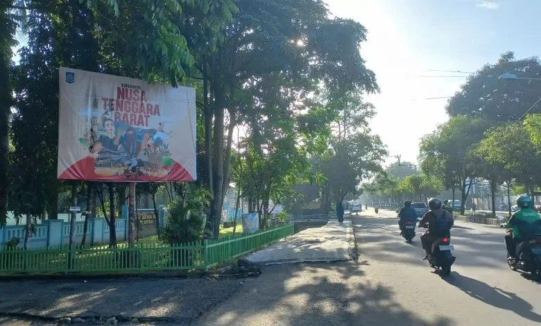 Baliho Ucapan HUT 67 Tahun NTB