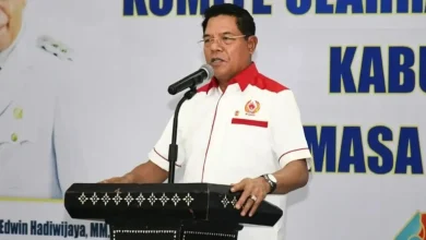 Bupati Lombok Timur Haerul Warisin