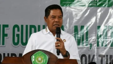 Bupati Lombok Timur Haerul Warisin Kesejahteraan Guru