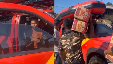 Kolase foto seorang petugas Basarnas dimarahi ibu-ibu karena dianggap lambat mengevakuasi keluarganya yang sakit.