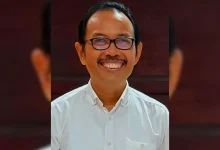 Dosen Program Magister Ilmu Lingkungan Universitas Udayana IB Windia Adnyana Sampah Gili Trawangan
