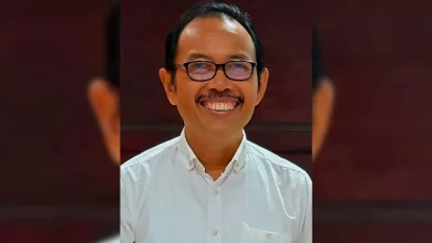 Dosen Program Magister Ilmu Lingkungan Universitas Udayana IB Windia Adnyana Sampah Gili Trawangan