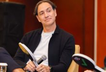 Alessandro Nesta dalam salah satu rangkaian acara Padel Wars Internasional Indonesia.