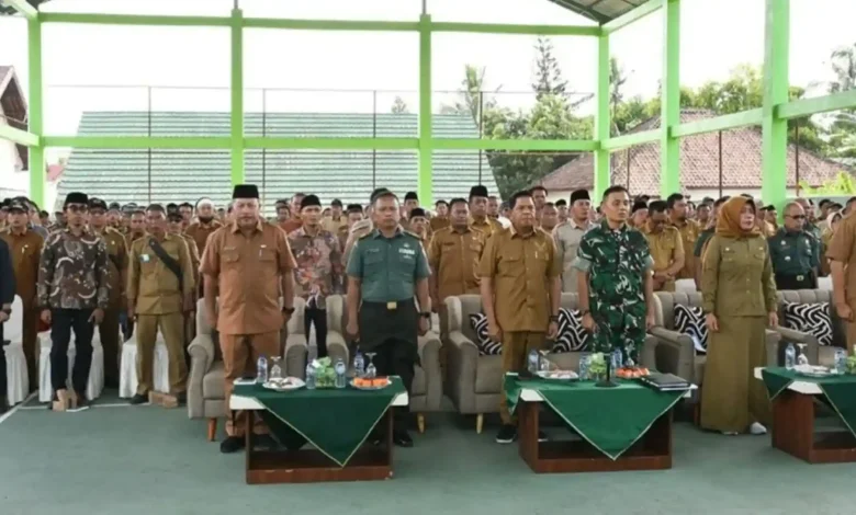 Bupati Lombok Timur Serukan Gotong Royong untuk Percepatan Pembangunan Koperasi Merah Putih