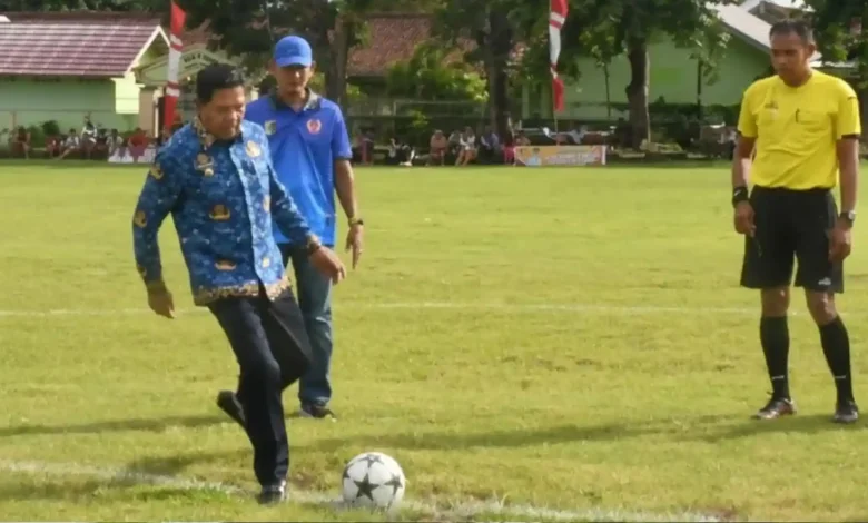 Bupati Lotim Dorong Atlet Muda Tunjukkan Potensi di Liga 4