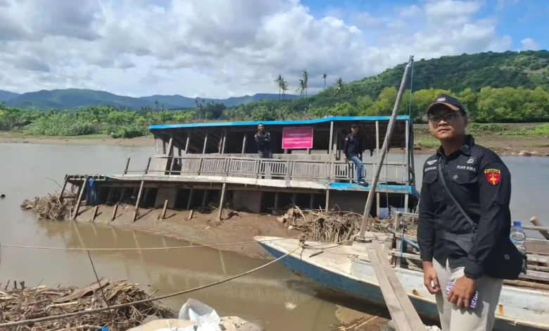 Kejari Bima Sita Kapal Hibah Kemenhub