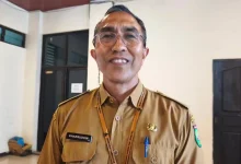 Kepala Bagian Pembangunan Setda Kabupaten Sumbawa Khaeruddin Progres Proyek Fisik